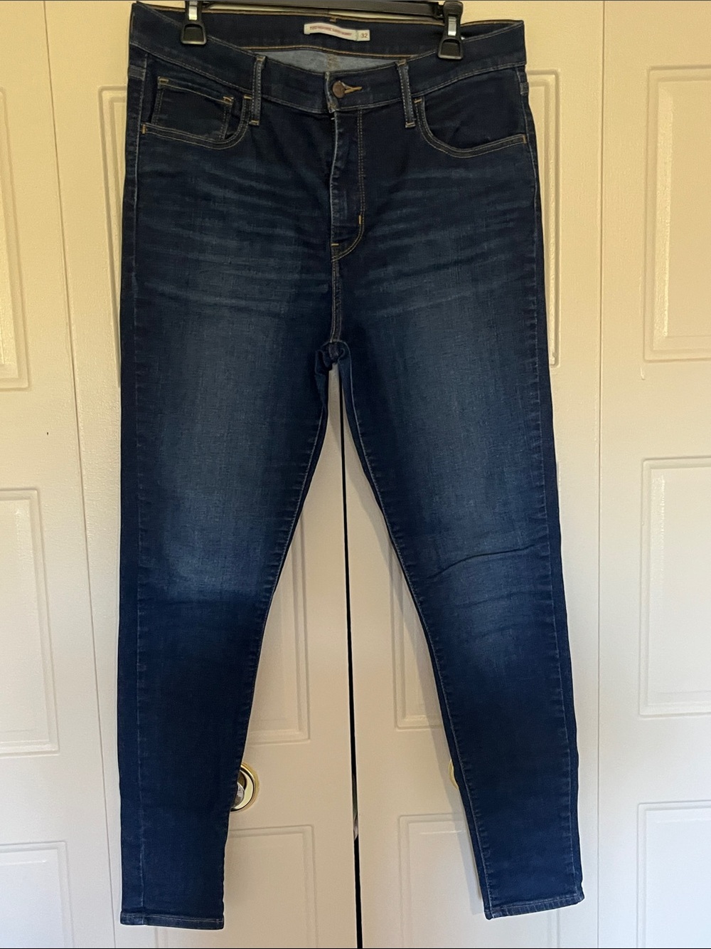 Levi's Dark Blue Skinny Jeans